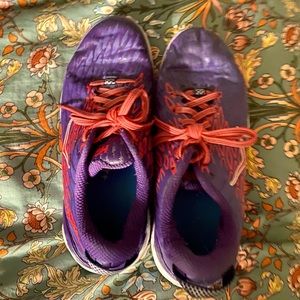 Hoka One One running shoes, SZ 8